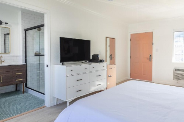 Signature Inn Oakland image 55